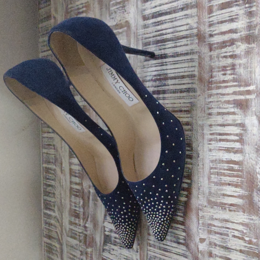 Shoes - Picture 4 of 6